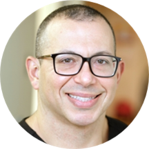 https://dpidentalnyc.com/wp-content/uploads/2025/09/Dr-Paul-Ilan-DDS-179-circle_large__v1__.png
